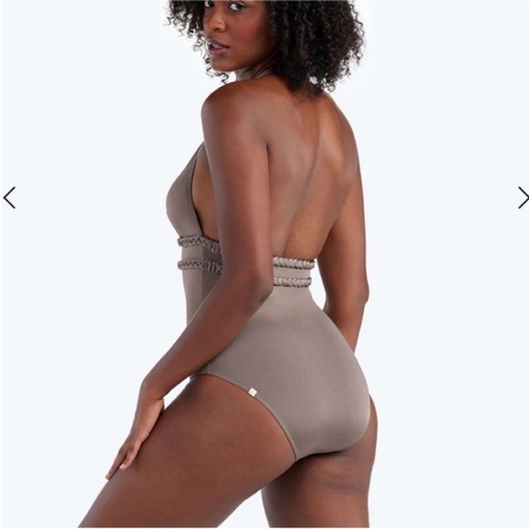 New! Collection by Summersalt The Braided Plunge One Piece Carly Cushine - Picture 2 of 5
